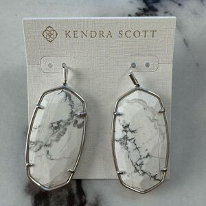 Kendra Scott Danielle Earrings